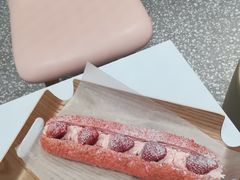 草莓魔法棒-奈雪的茶(湖滨银泰in77C区PRO店)