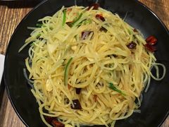 酸辣土豆丝-叶派龙虾•招牌香辣蟹·海鲜(中海国际店)