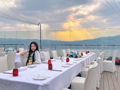 -昆明春城湖畔度假村