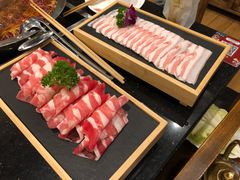 -百年川椒重庆老火锅(光谷店)