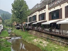 -泰莲庭·溪畔餐厅(雁栖湖店)