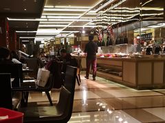 -大中华希尔顿酒店-念自助餐·嗨啤·小龙虾