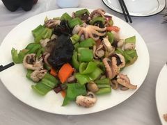 -宾朋海鲜特色美食餐厅·纯手工鲅鱼水饺(兴海路店)