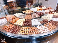 -Laderach 莱德拉(上海环贸iapm店)