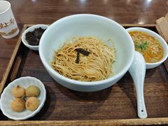蟹粉黄金捞面-蟹上黄·蟹黄面·江南糖水(人民广场店)
