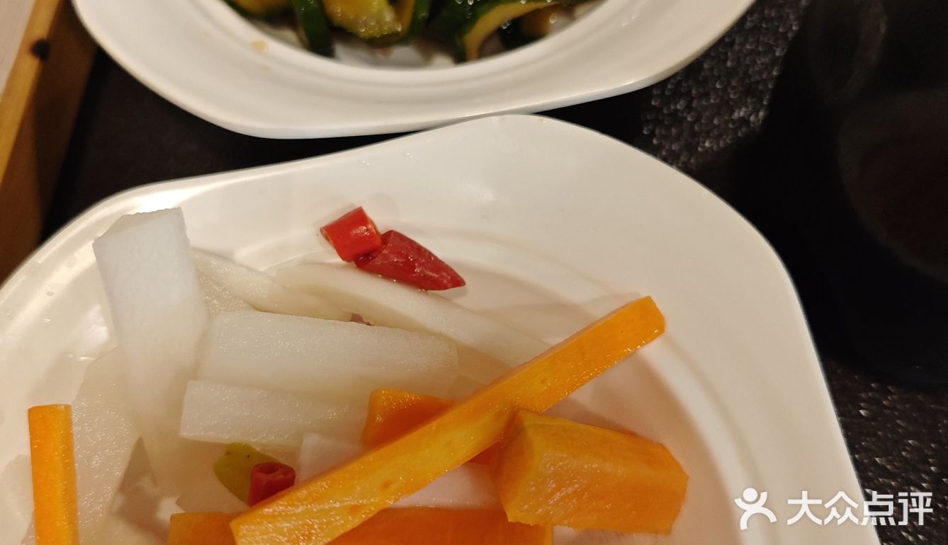 我点的一个红焖羊肉双人餐，￥158，羊肉比较少