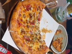 -Dragon Pizza•圆脸龙披萨·牛排餐厅