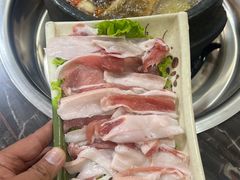 -鲁朗石锅城·松茸天麻石锅鸡