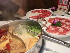 -花田里捞牛火锅(天润店)