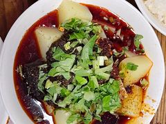 -中和裴氏蹄花(府河路店)