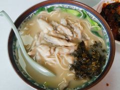 招牌黄鱼面-明呈黄鱼面馆(斜土路店)