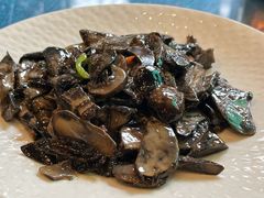 -乡村馕坑肉·烧烤·新疆菜·本地人更爱吃(阿勒泰首店)