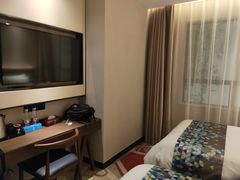 -潮岸酒店(广州琶洲会展广州塔店)