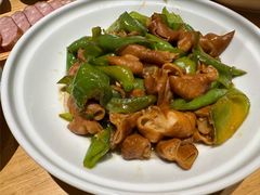 -关东小磨东北菜(上海长风大悦城店)