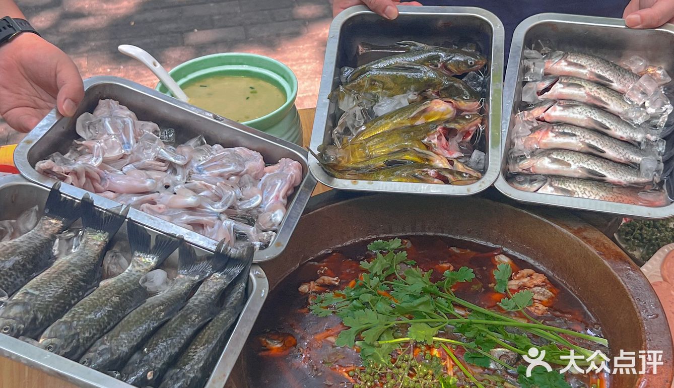 社区都爱吃的土鲫鱼🐟超级巴适下饭[调皮]