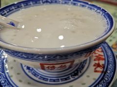 -赵记传承特色牛奶甜品(泉城广场店)