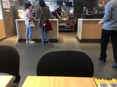 -麦当劳(普陀长途客运中心店)