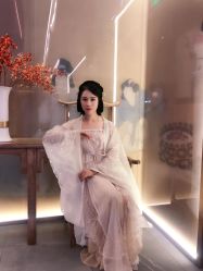 点击看大图 -盘子女人坊古装写真摄影(南京总店)