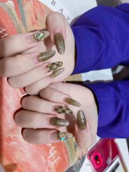 -杨美丽·美甲美睫