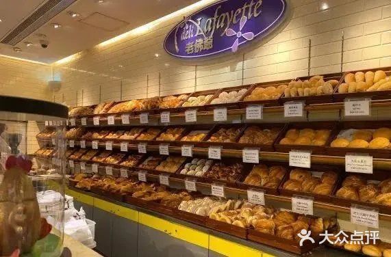 逛完景点可以顺路过来逛逛呢！