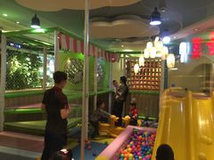 游乐场-海底捞火锅(上元大街店)