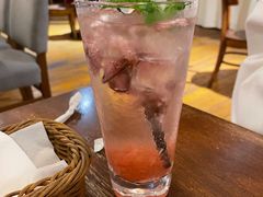 -雕刻时光咖啡馆(南院门店)