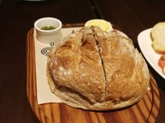-恰餐厅及酒吧 CHAR Bar & Grill (北京丽都皇冠假日店)
