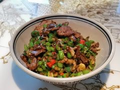 青椒小炒拆骨肉-俏九州·小炒黄牛肉(华润万象汇店)