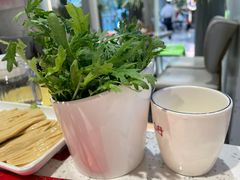 -三人行骨头王火锅(长寿店)