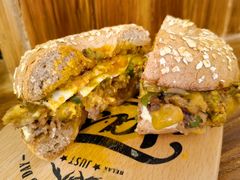 -Catch Bagel(芳草地店)