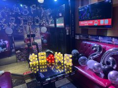 -唱吧麦颂KTV(松江五龙商业广场店)