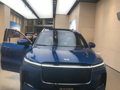 -理想汽车(世纪汇店)