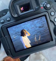 -时尚殿堂明星门店