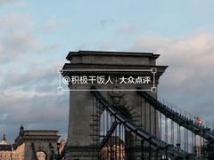 -塞切尼链桥