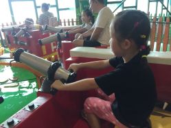 点击看大图 -维佳童话镇演出现场(徐东店)