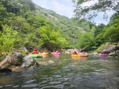 -罗田大别山峡谷漂流