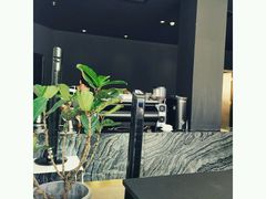 -UNI UNI(环亚凯瑟琳店)