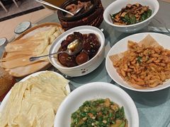 -辛香味烧鱼馆·非遗技艺·排骨红烧肉(光谷医药园店)