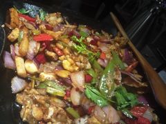 -炭舍干锅·烤鱼(扬名广场店)