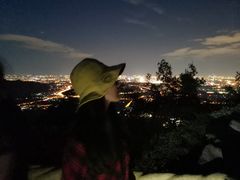 -鬼笑石后山停车场