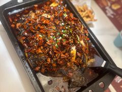 怪味烤鱼-江边城外烤全鱼(世茂广场店)