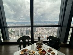 -锦厨国际自助餐厅 · 云端景观 (昆明索菲特大酒店)