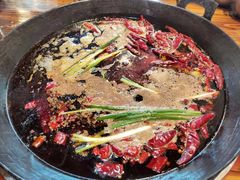 -周幺妹重庆老火锅(银泰城总店)