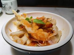酸辣鸡爪-韵秋荷(宝山龙湖天街店)