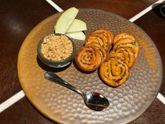 鸭肝酱伴葱油饼-杭州西子湖四季酒店·金沙厅