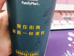 -全家便利店(东直门店)