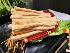 -湊湊火锅·茶憩(打浦桥日月光店)