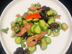 小脆瓜炒雪花猪肉-闽和南(深圳万象城店)