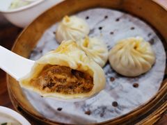 蟹黄小笼-朱新年·苏式汤团·面点(北寺塔店)