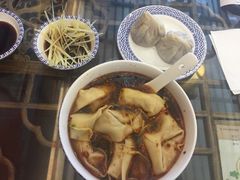 -笑来喜馄饨小笼工坊店(湖滨街店)